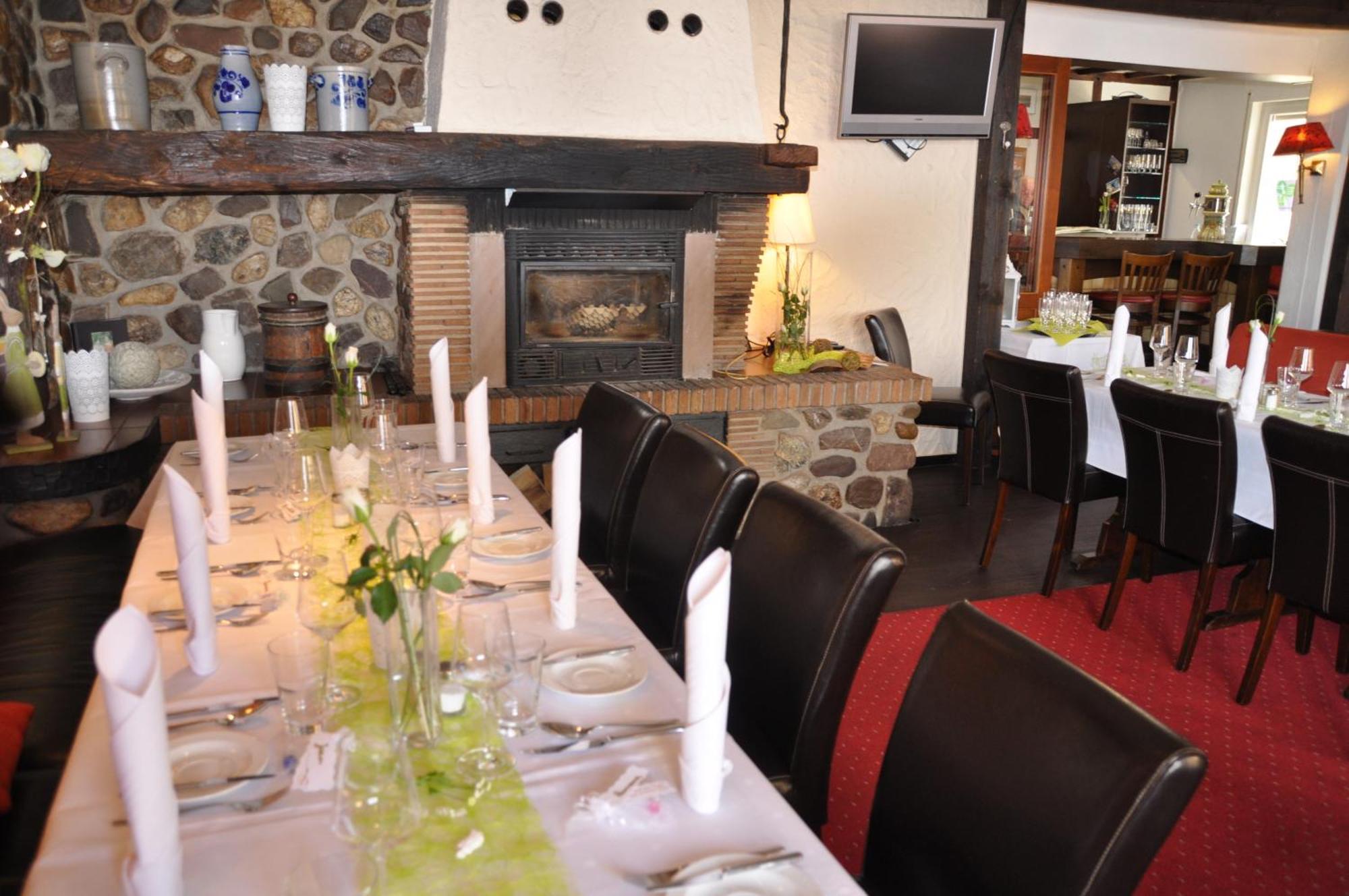 Gasthaus Zur Rebe Mehring  Dış mekan fotoğraf