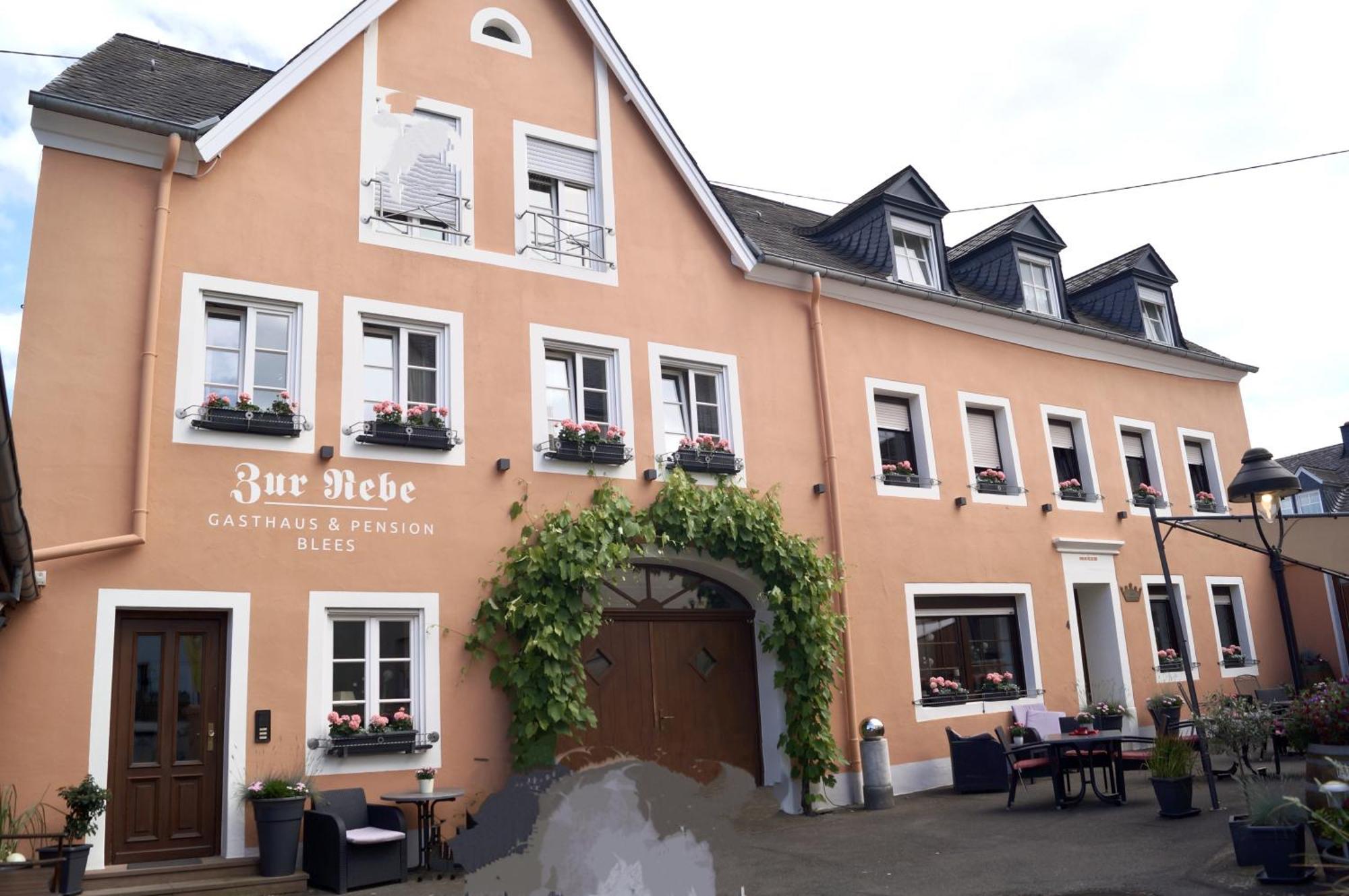 Gasthaus Zur Rebe Mehring  Dış mekan fotoğraf
